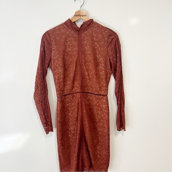 Aritzia Wilfred Janvry Long Sleeved Lace Dress - Picture 10 of 10